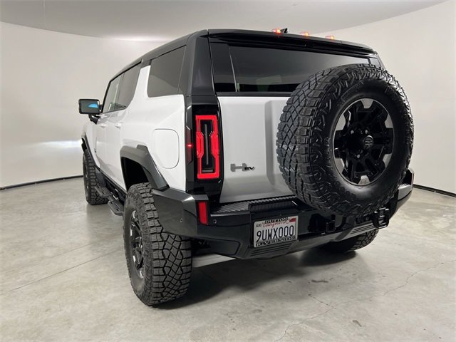 Used 2024 GMC Hummer EV 2X w/ Extreme Off-Road Package image 32