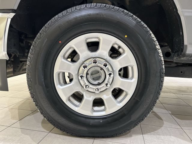Used 2023 Ford F250 XLT w/ FX4 Off-Road Package AWD/4WD image 27