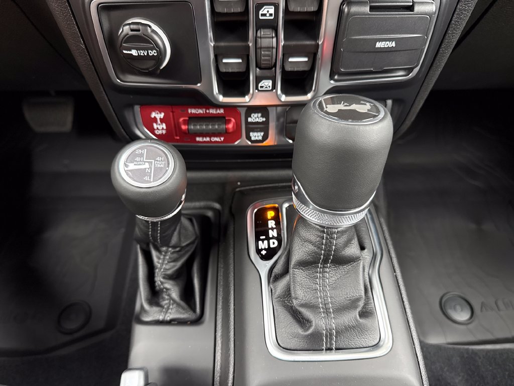 New 2027 Jeep Wrangler Unlimited Rubicon AWD/4WD image 21