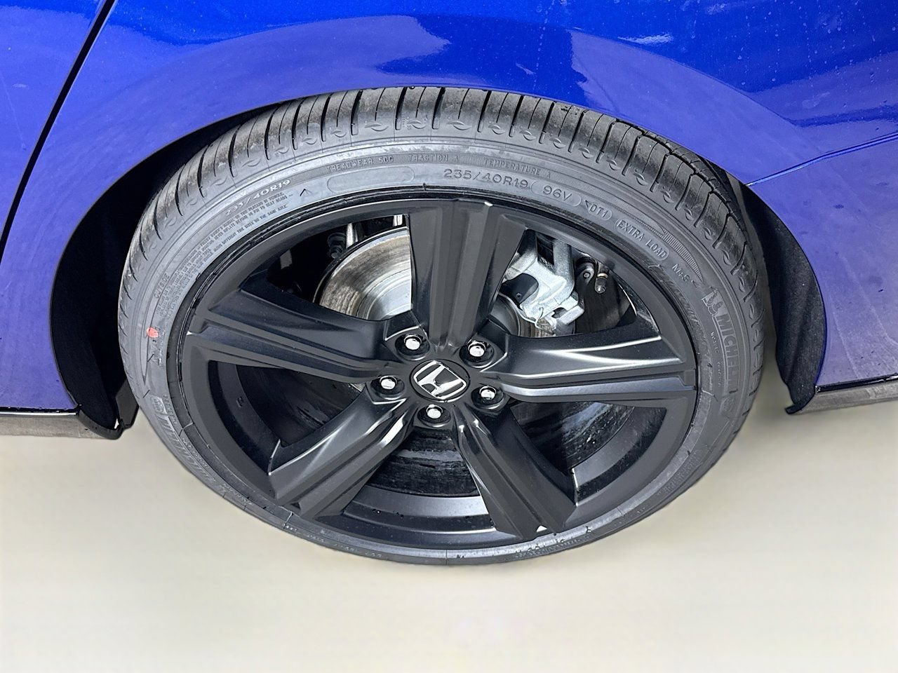 Used 2024 Honda Accord Sport image 5