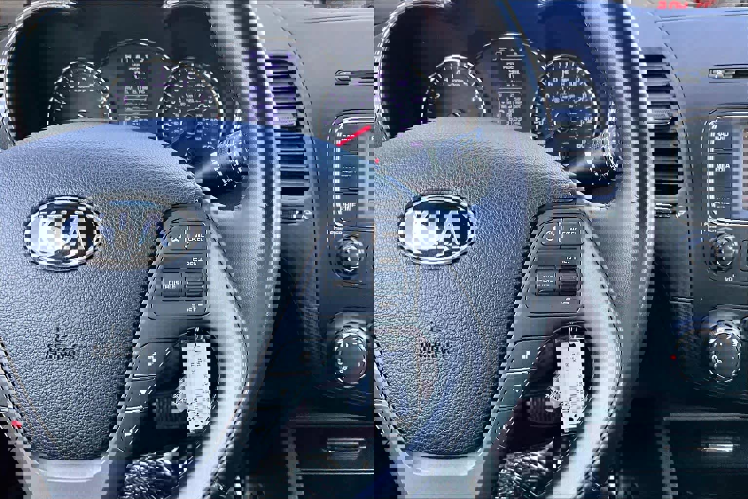 Used 2016 Kia Forte EX image 24