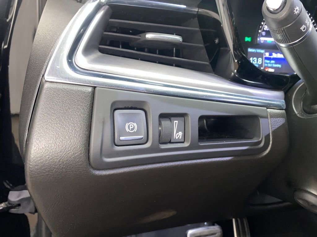 Used 2019 Cadillac XT5 Premium Luxury image 53