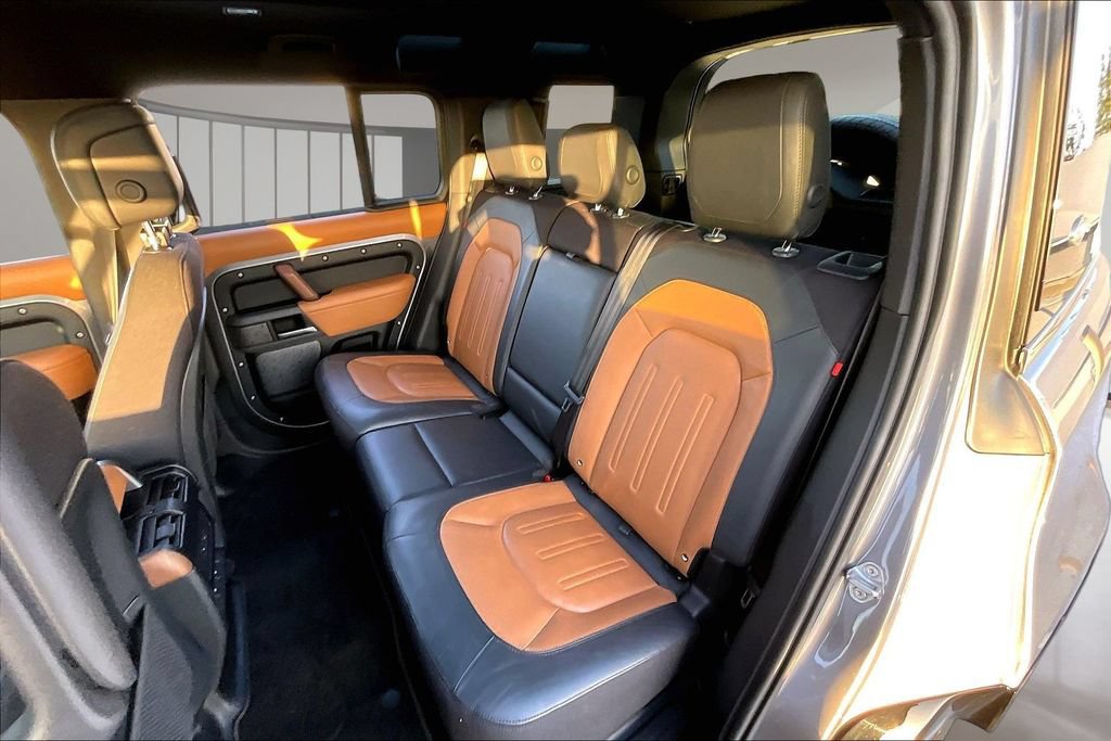 Certified 2023 Land Rover Defender 110 X AWD/4WD image 20