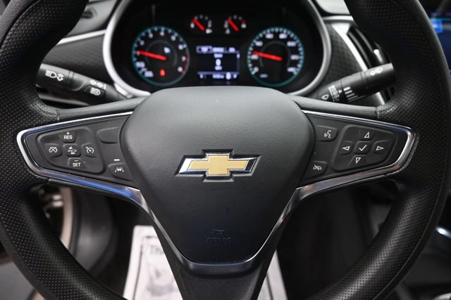 Used 2024 Chevrolet Malibu LT FWD image 15