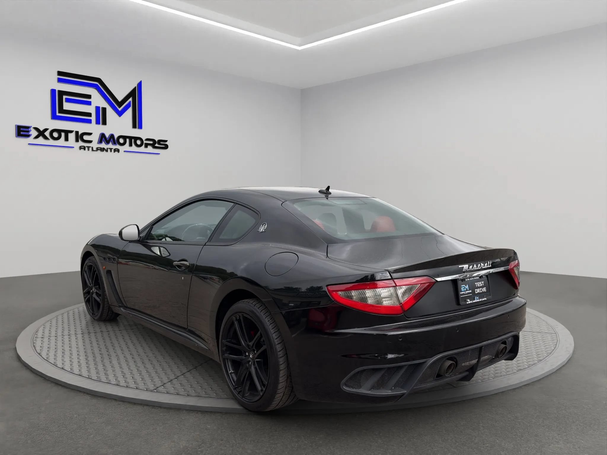 Used 2013 Maserati GranTurismo Sport RWD image 3