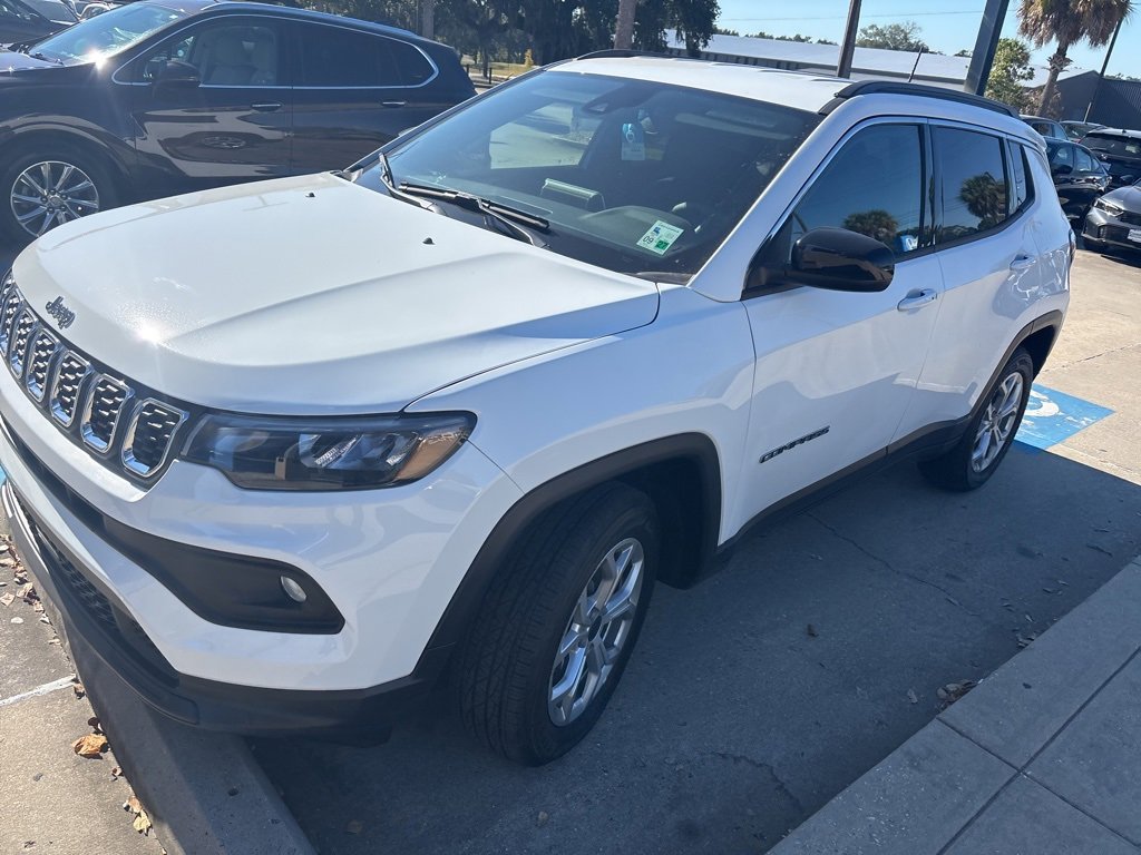 Used 2025 Jeep Compass Latitude