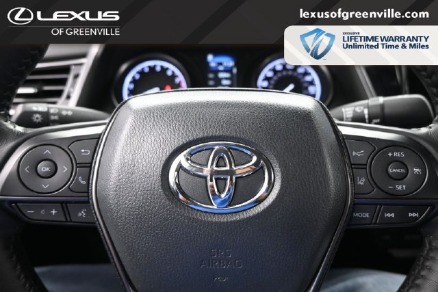 Used 2023 Toyota Camry SE w/ Convenience Package FWD image 12