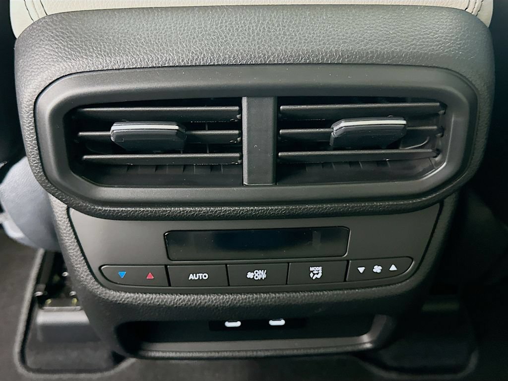 Used 2026 Honda Pilot EX-L image 18