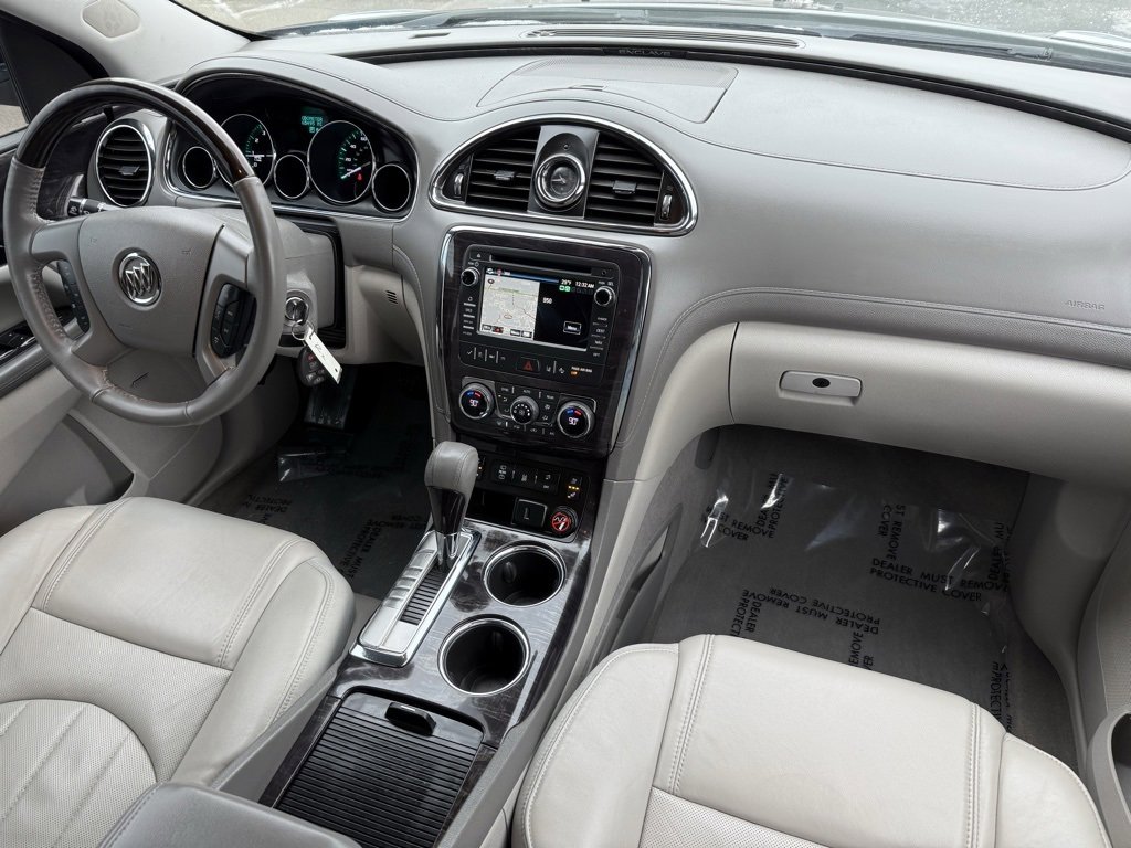 Used 2017 Buick Enclave Premium image 32