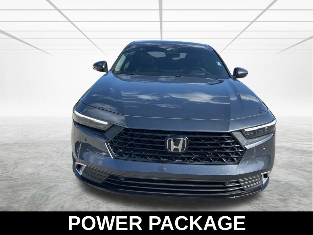 Used 2023 Honda Accord Touring image 9