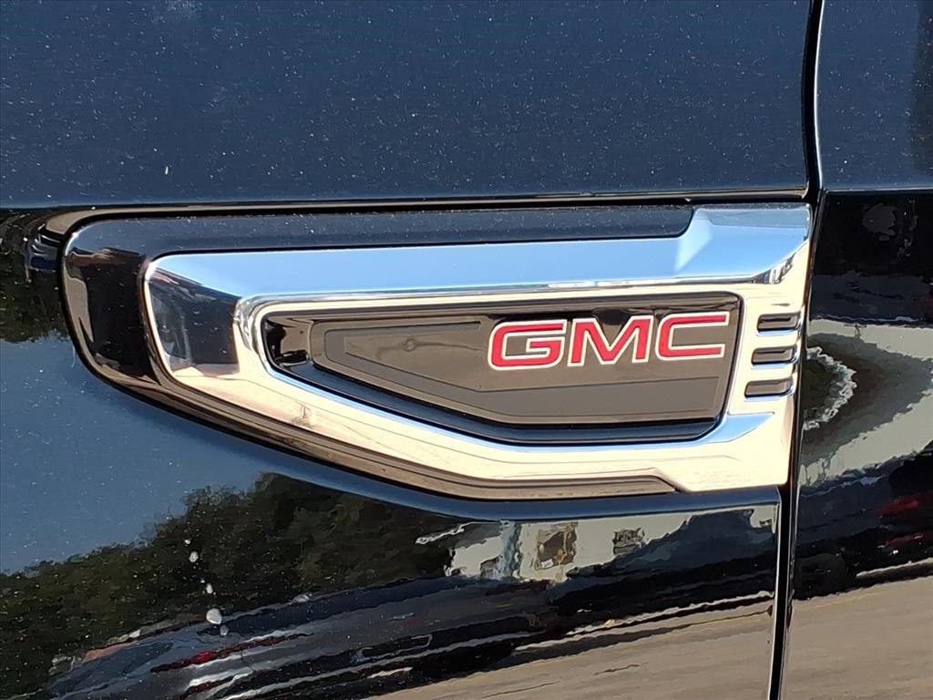 New 2026 GMC Yukon Elevation image 10
