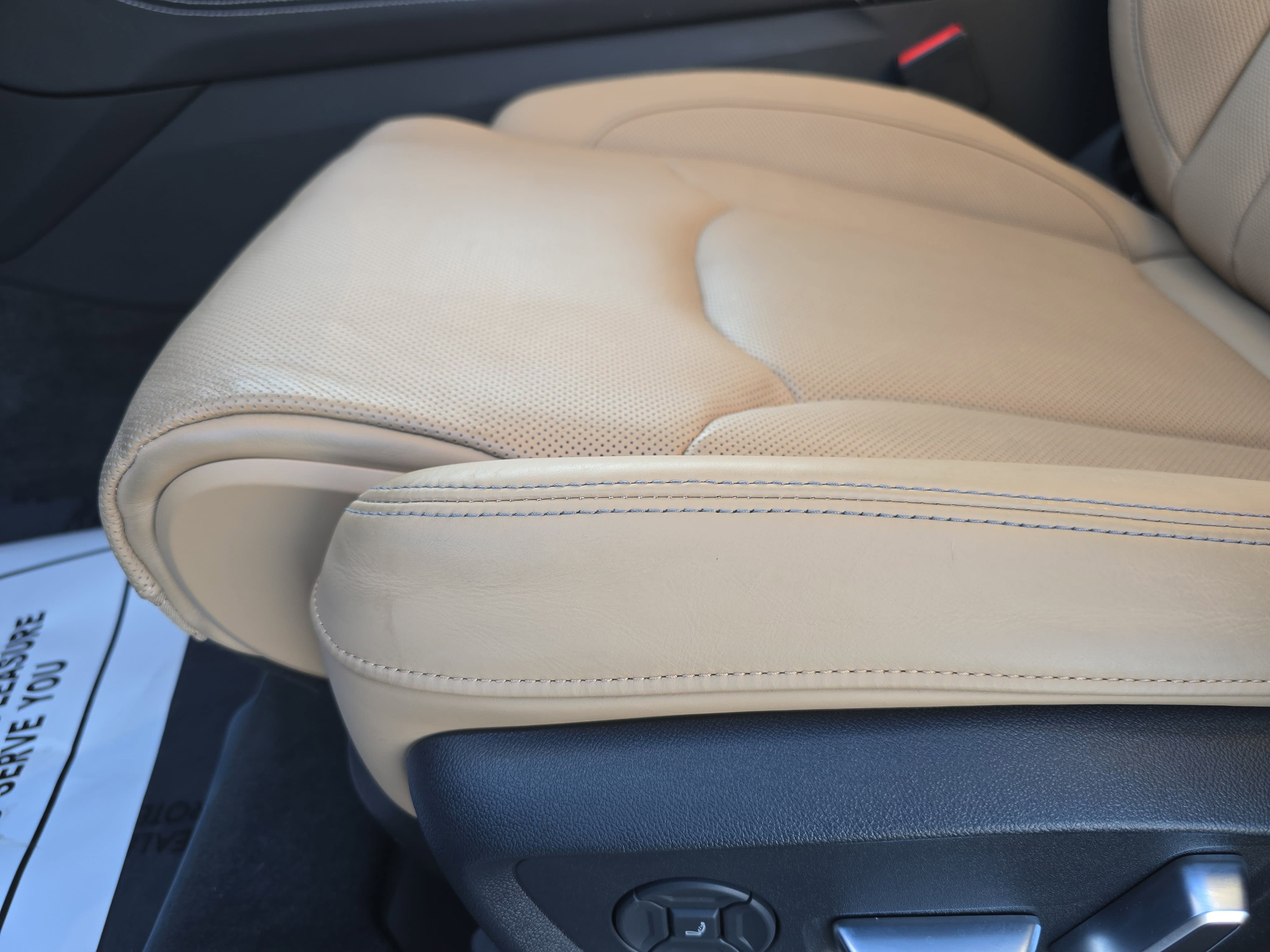 Used 2025 Audi Q7 3.0T Prestige image 28