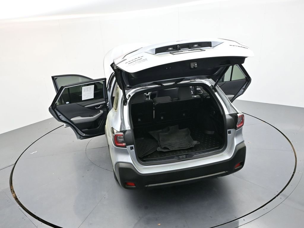 Used 2024 Subaru Outback Premium image 42