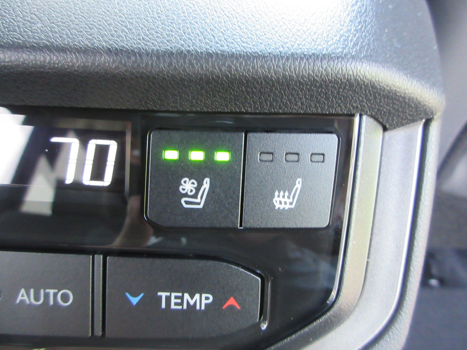 New 2026 Lexus TX 500h AWD image 21