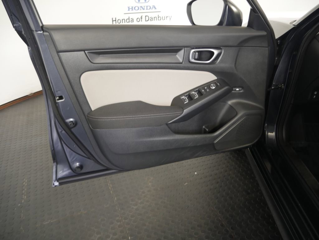 Used 2023 Honda Civic LX image 11
