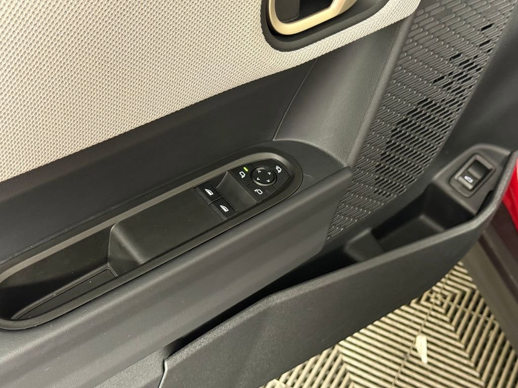 Certified 2025 MINI Cooper S image 17