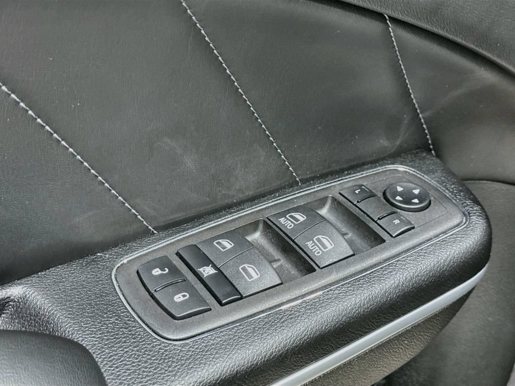 Used 2023 Dodge Charger Scat Pack w/ Plus Group RWD image 19