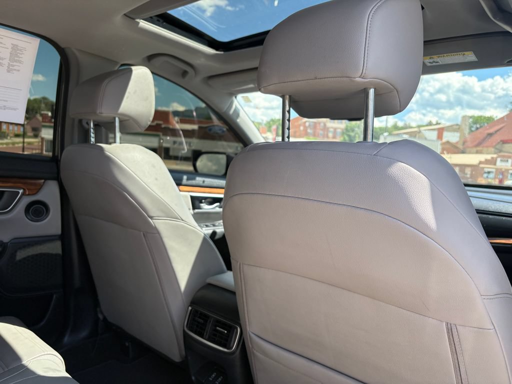 Used 2021 Honda CR-V Touring image 16