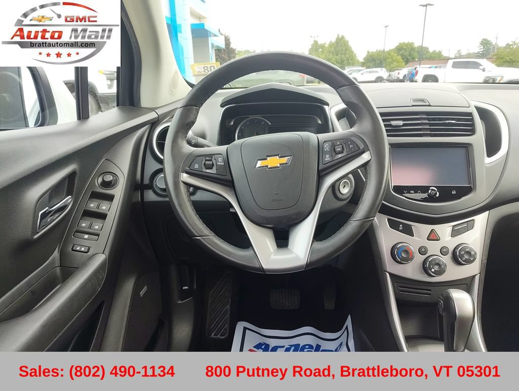 Used 2016 Chevrolet Trax LT w/ LT Sun and Sound Package AWD/4WD image 15