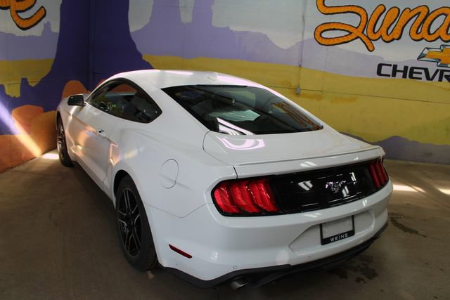 Used 2021 Ford Mustang Premium RWD image 6