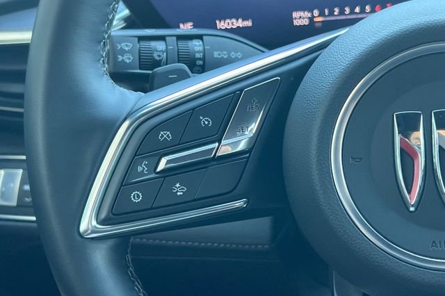 Used 2025 Buick Enclave Sport Touring image 32