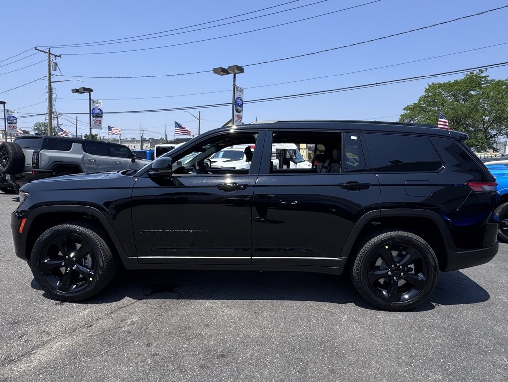 New 2025 Jeep Grand Cherokee L Limited image 4