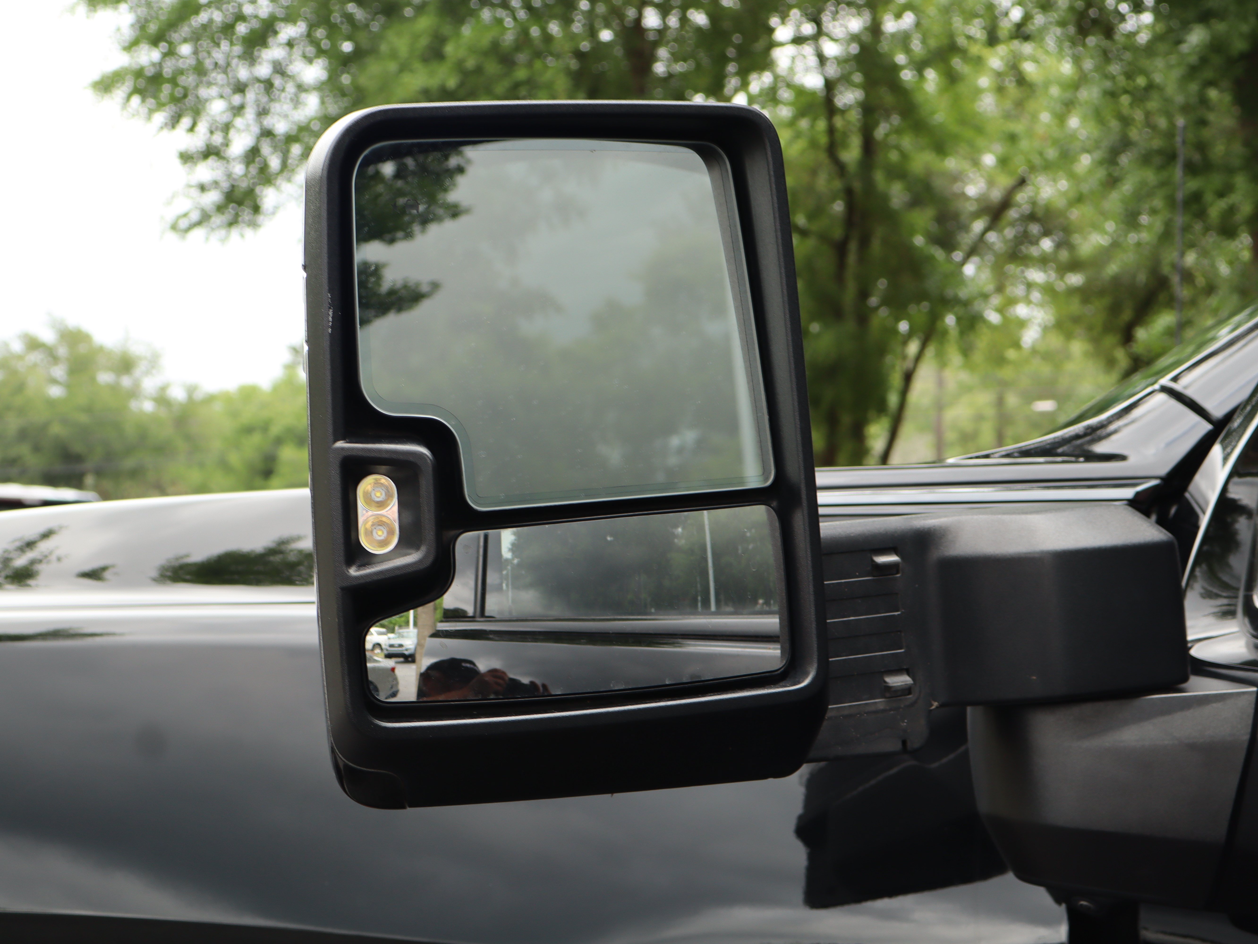 Used 2024 GMC Sierra 2500 Denali Ultimate AWD/4WD image 16