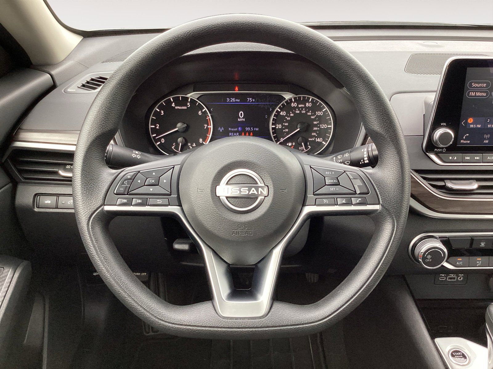 Used 2024 Nissan Altima 2.5 SV image 17