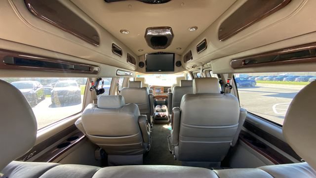 Used 2013 GMC Savana 2500 Extended RWD image 11