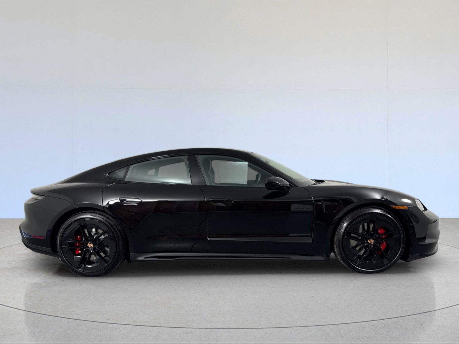 New 2026 Porsche Taycan 4S AWD/4WD image 9