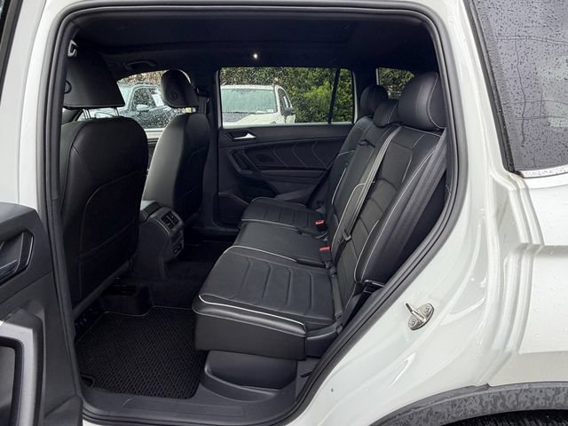 Used 2023 Volkswagen Tiguan SEL R-Line AWD/4WD image 14