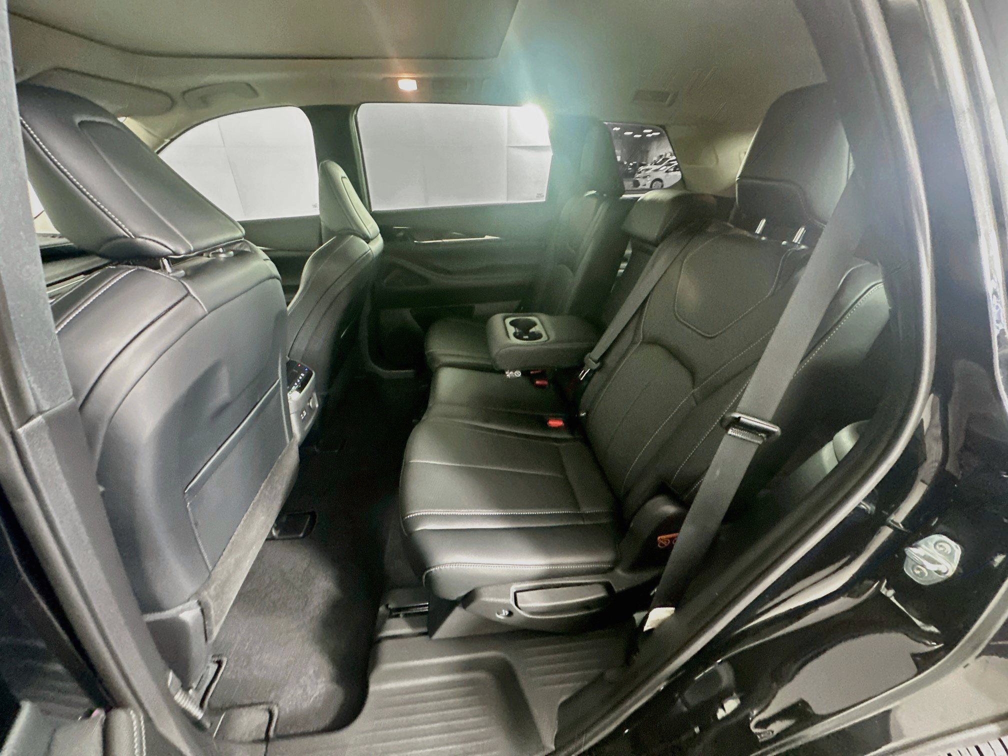 Used 2023 INFINITI QX60 Pure AWD/4WD image 28