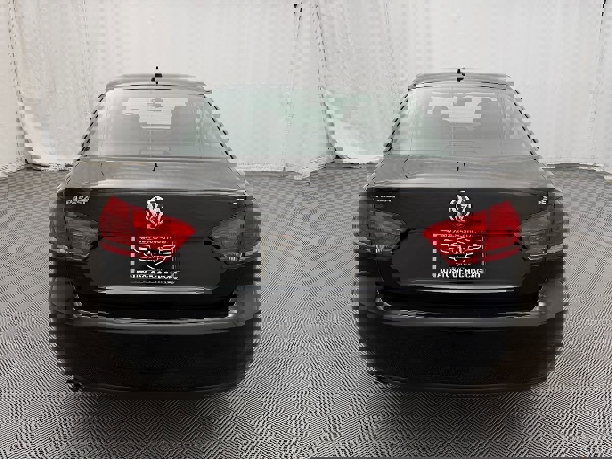 Used 2013 Volkswagen Passat 2.5 SE image 6