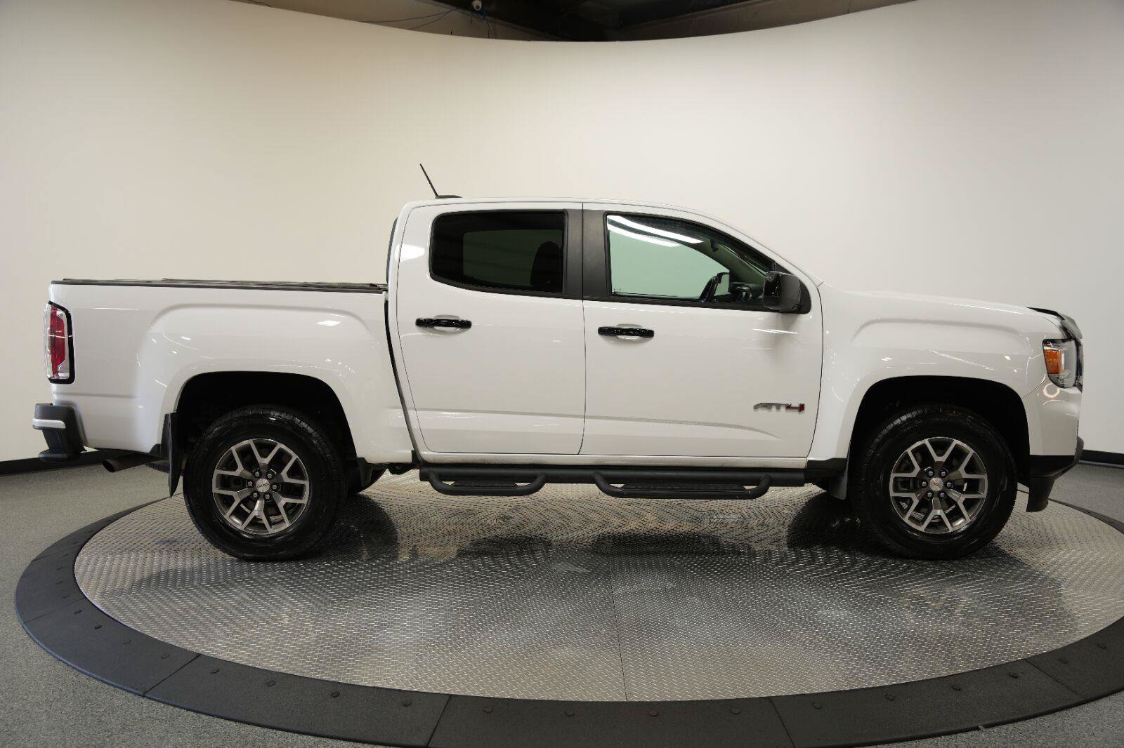 Certified 2022 GMC Canyon AT4 w/ Driver Alert Package AWD/4WD image 10