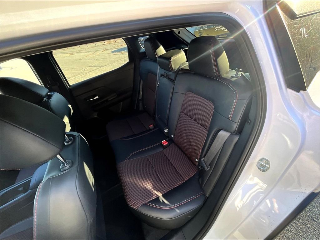 New 2025 Nissan Kicks SR AWD/4WD image 14