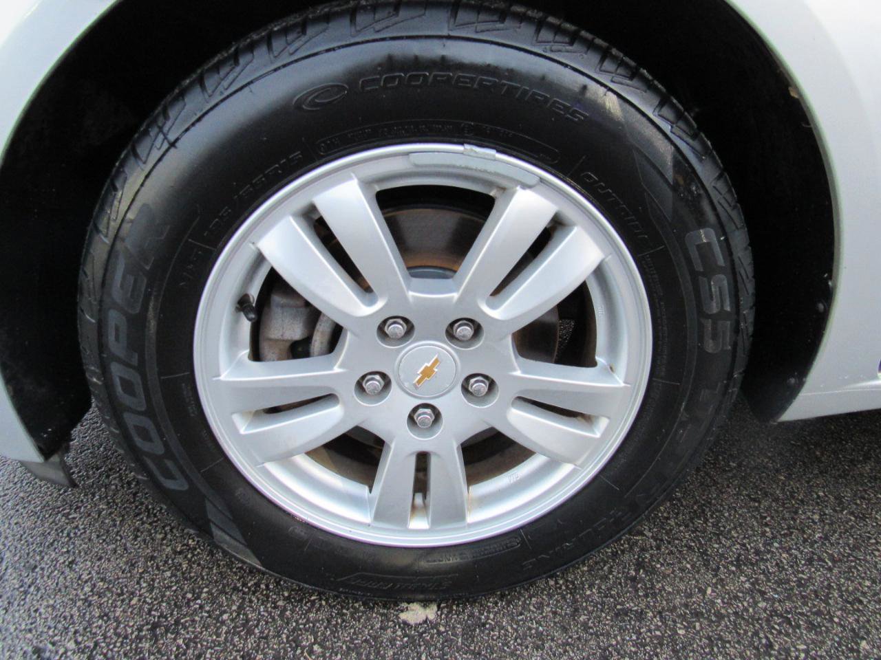 Used 2012 Chevrolet Sonic LT image 10