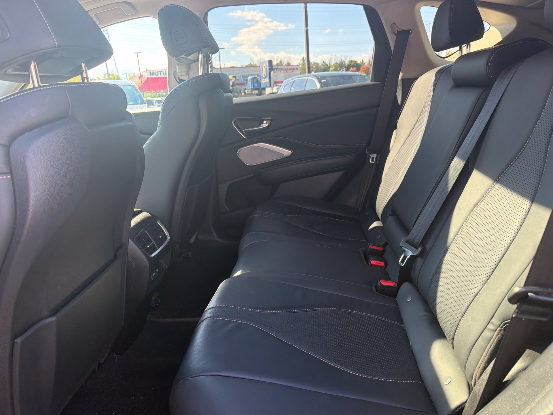 Used 2020 Acura RDX w/ Technology Package AWD/4WD image 12