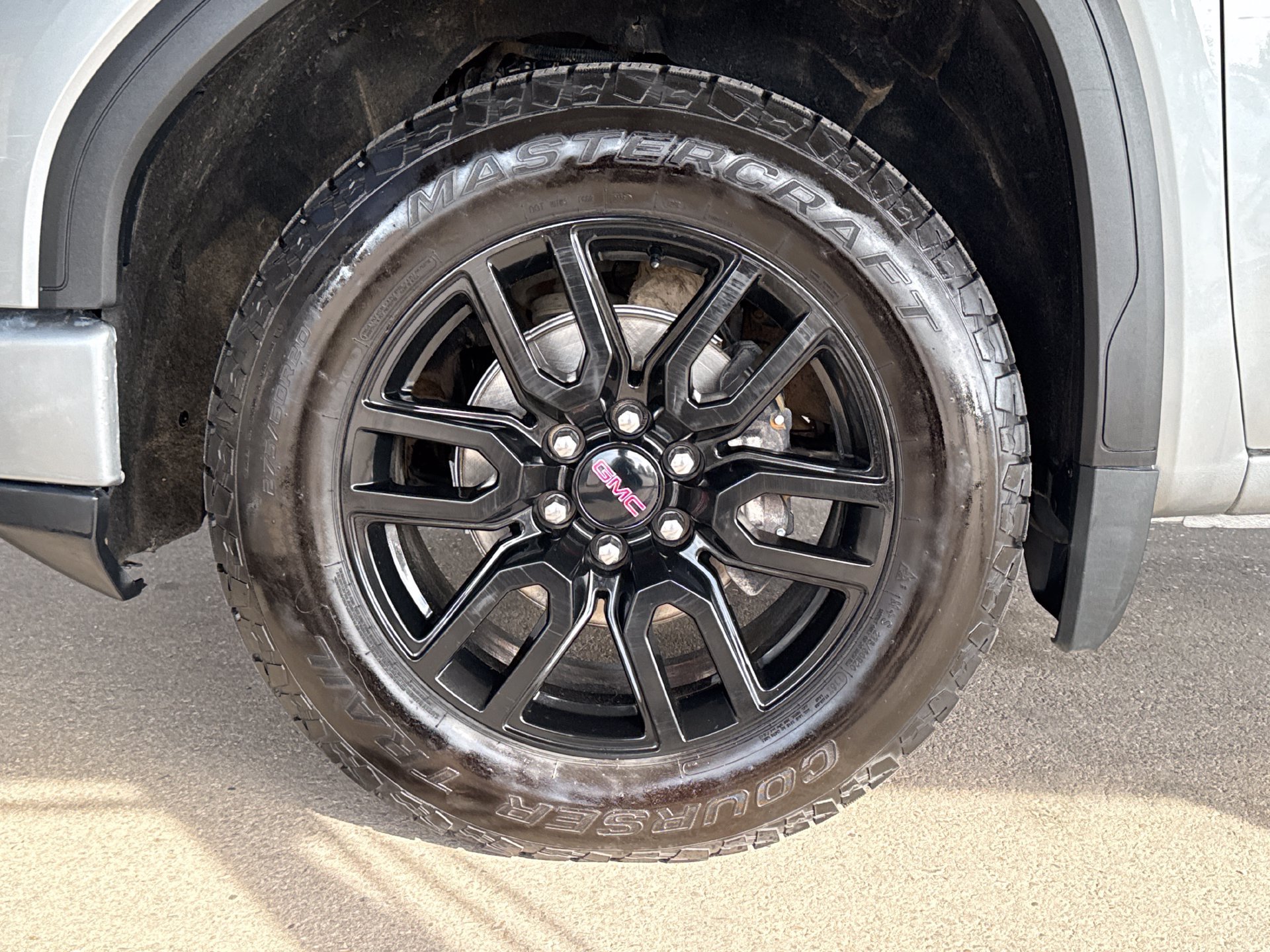 Used 2023 GMC Sierra 1500 Elevation AWD/4WD image 14
