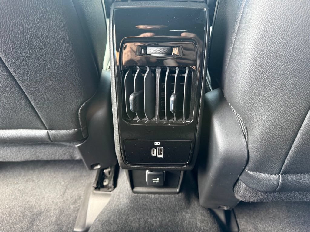 New 2026 Jeep Compass Latitude AWD/4WD image 39