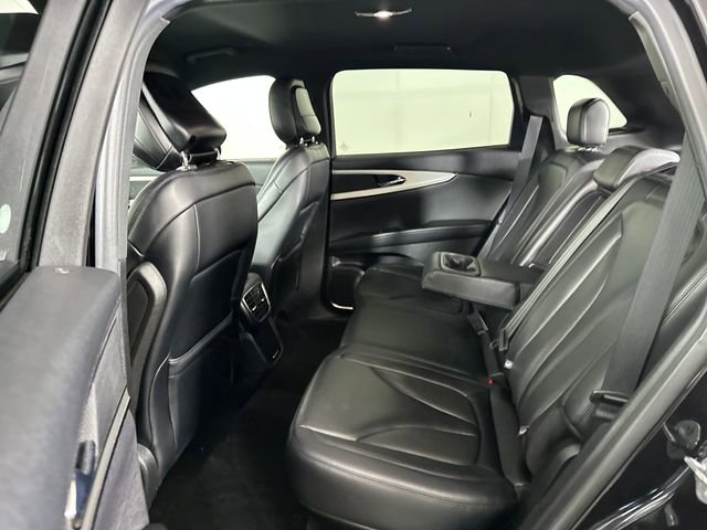 Used 2020 Lincoln Nautilus FWD w/ Equipment Group 101A image 25