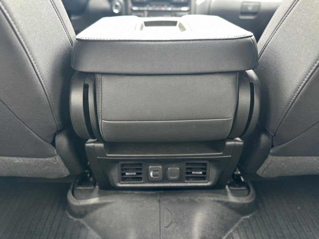 Used 2023 Chevrolet Silverado 2500 LTZ image 23