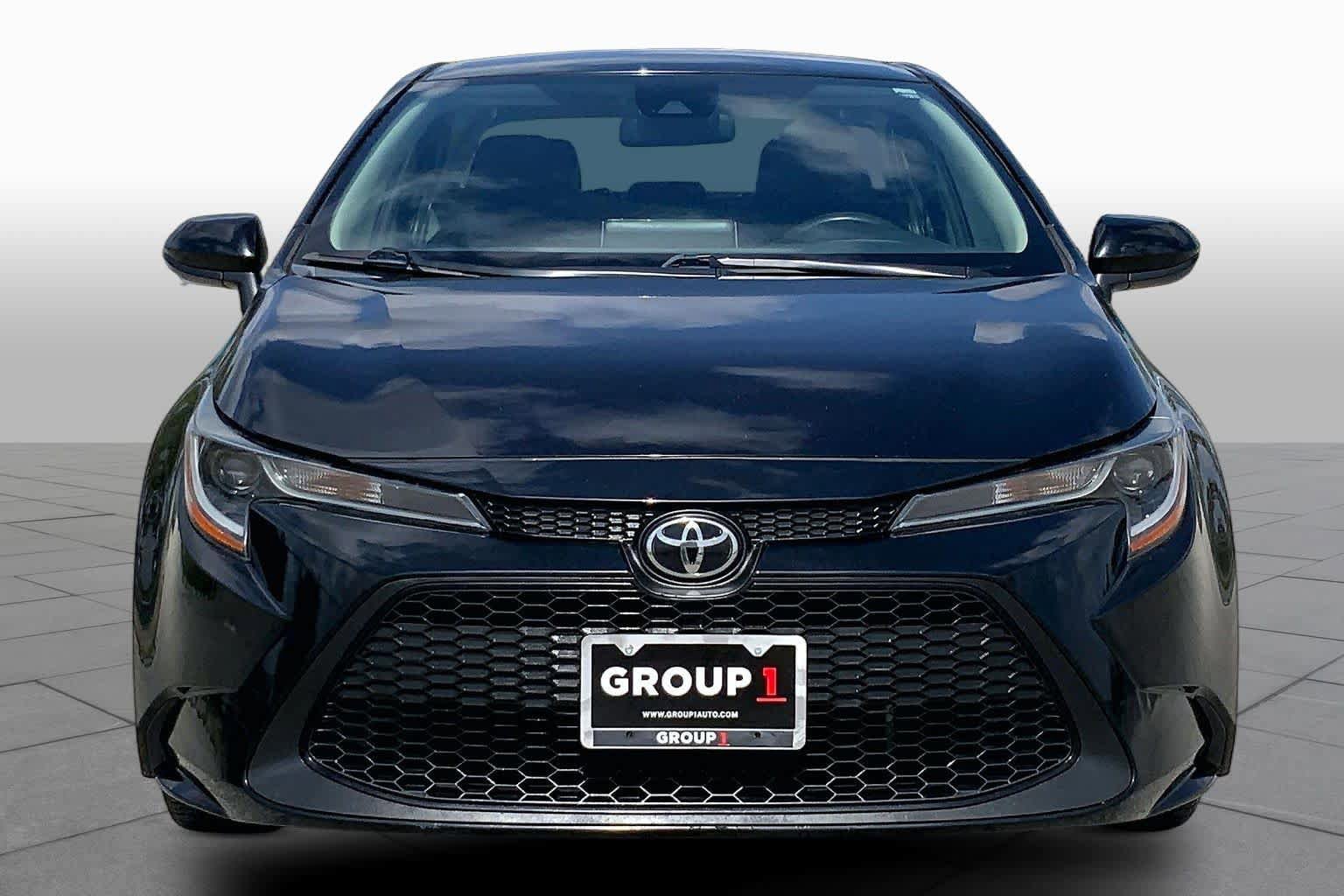 Used 2021 Toyota Corolla LE FWD image 4