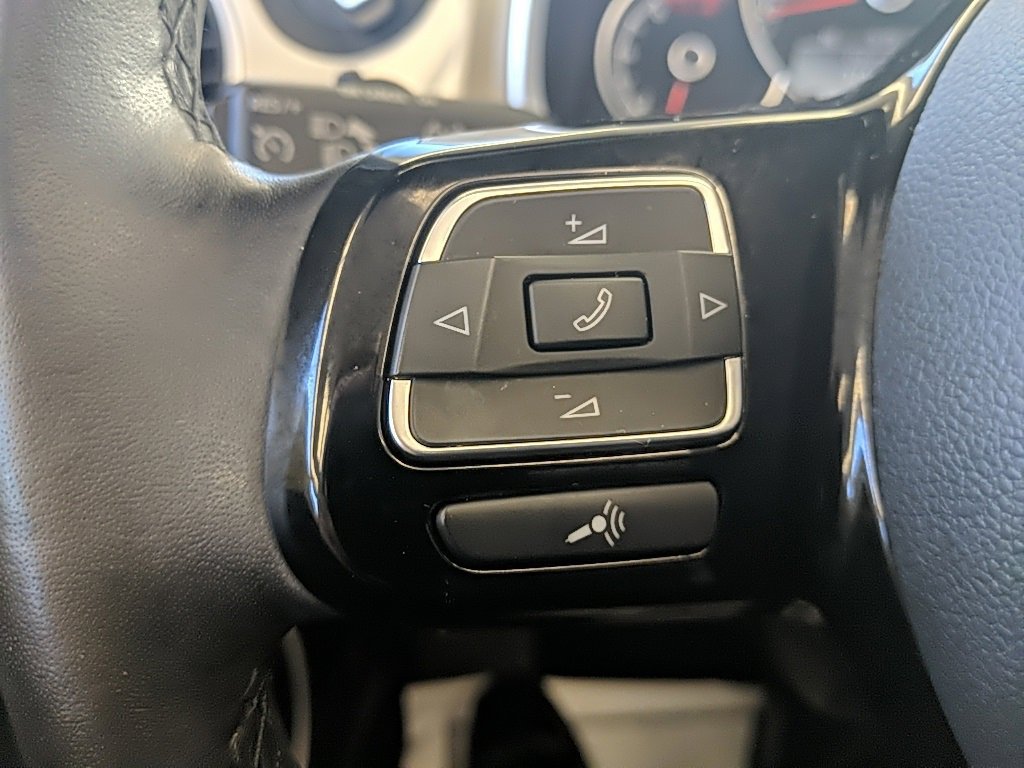 Used 2019 Volkswagen Beetle 2.0T Final Edition SEL image 17