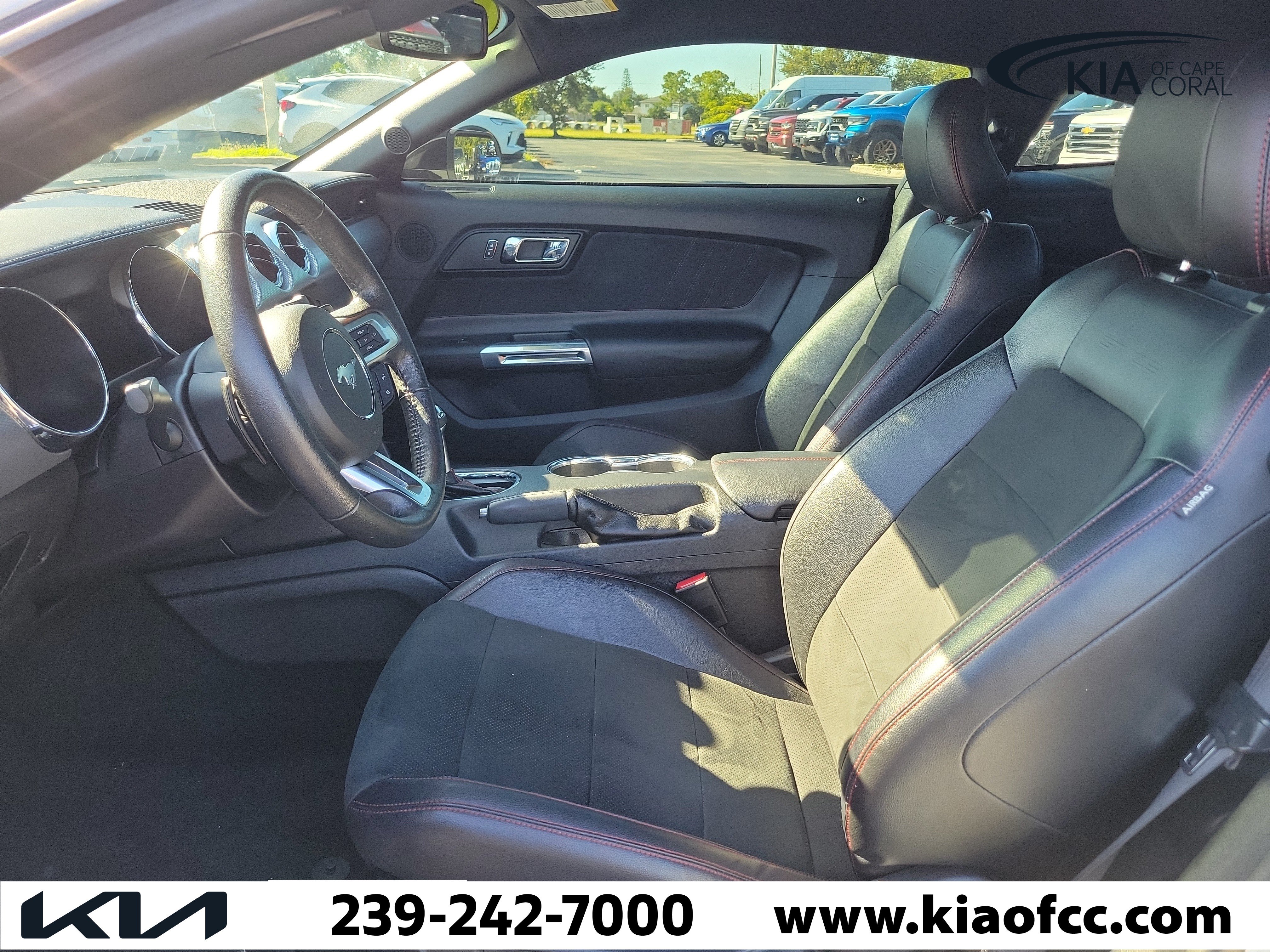 Used 2017 Ford Mustang GT Premium RWD image 13
