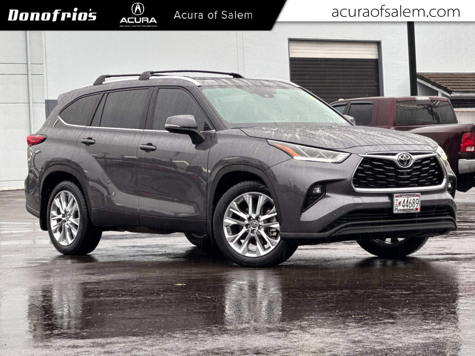 Used 2022 Toyota Highlander Limited