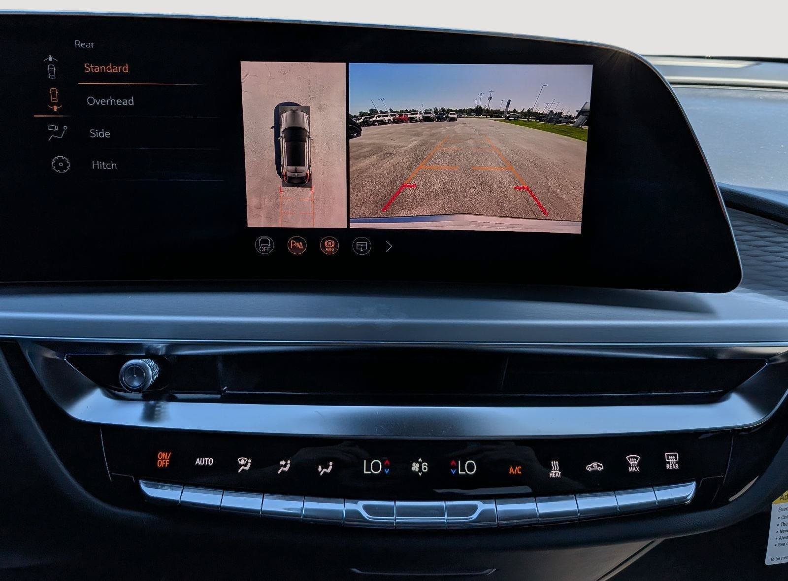 New 2027 Cadillac Lyriq Luxury AWD/4WD image 16