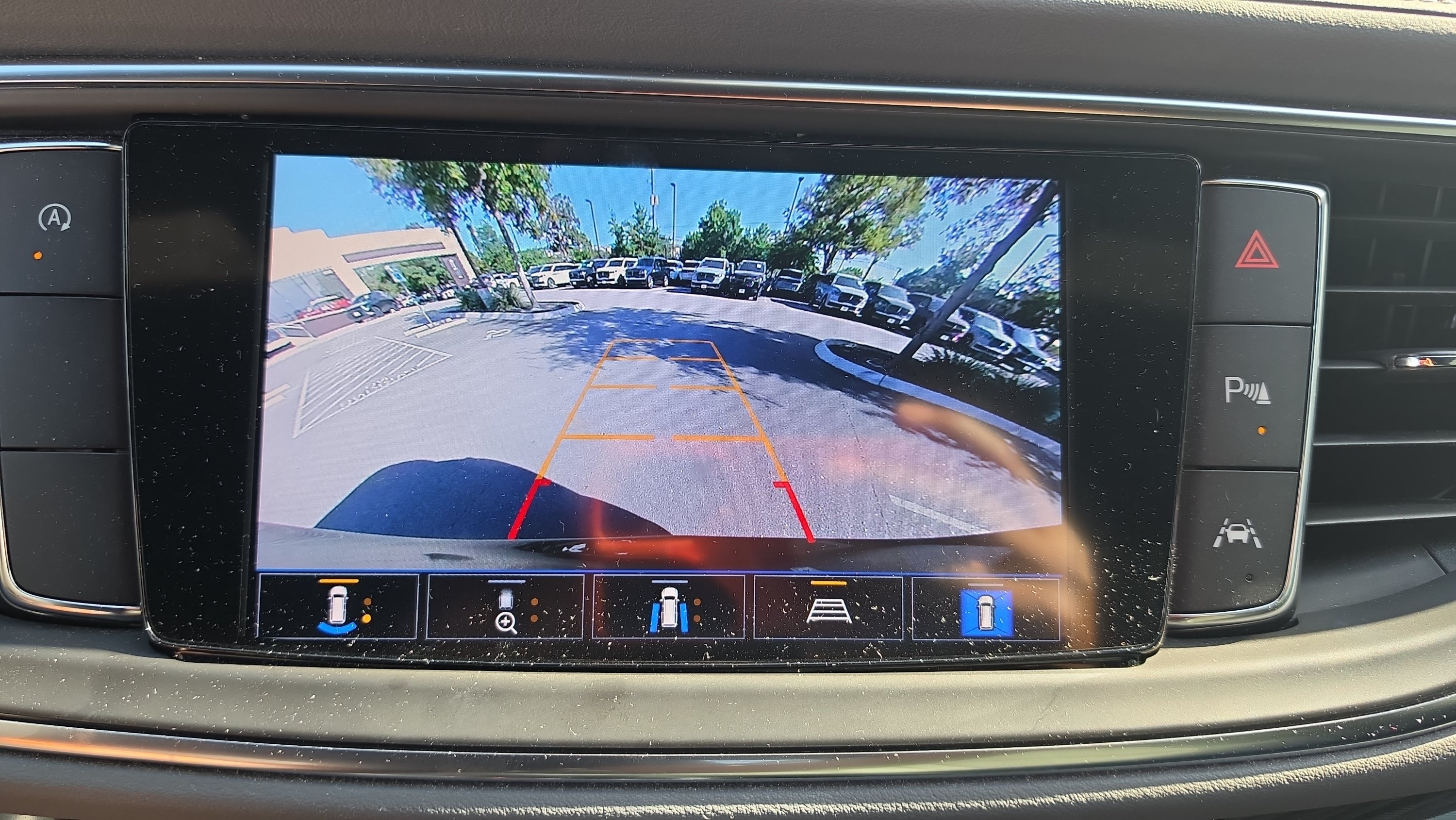 Used 2022 Buick Enclave Premium w/ LPO, Touring Package FWD image 16