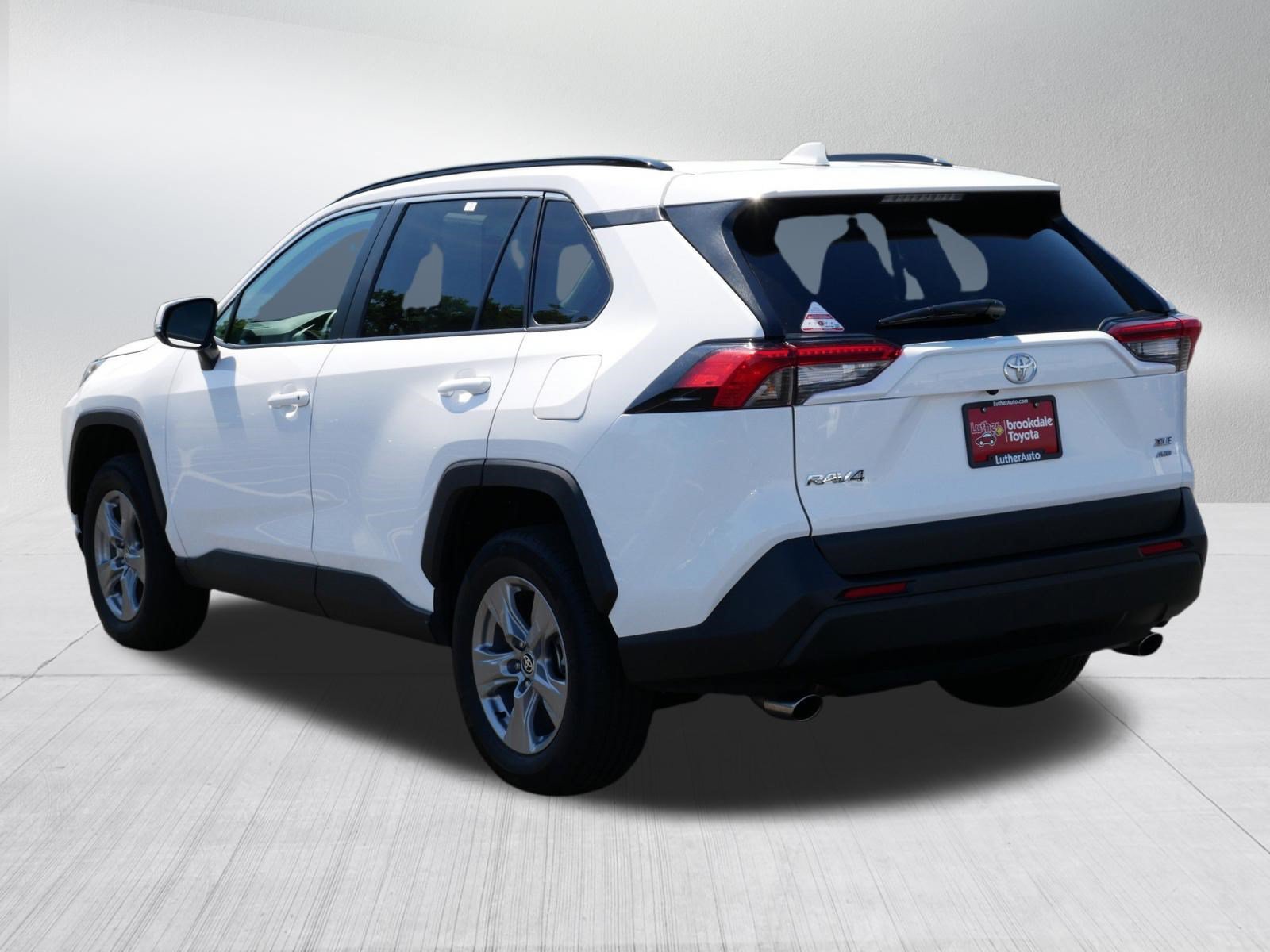 Certified 2025 Toyota RAV4 XLE AWD/4WD image 5