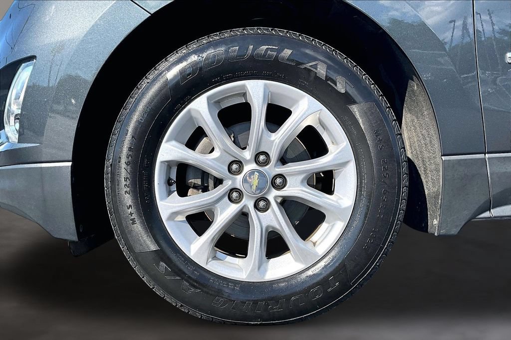 Used 2019 Chevrolet Equinox LS w/ LS Convenience Package FWD image 9