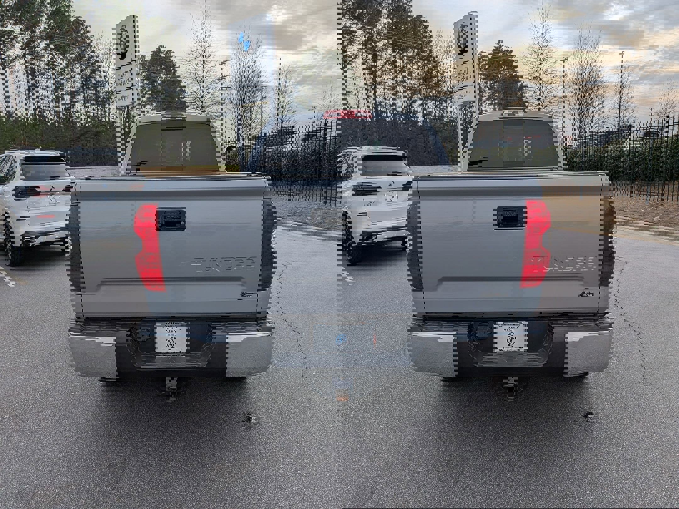 Used 2019 Toyota Tundra SR5 w/ SR5 Upgrade Package image 4